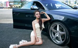 美女沐沐奥迪s5桌面壁纸_4