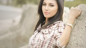 如花美女桌面壁纸_3