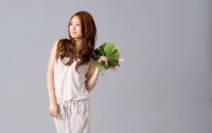 甜美林依晨桌面壁纸