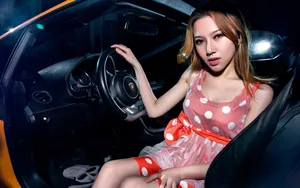 兰博基尼Gallardo红裙妖姬车模_3