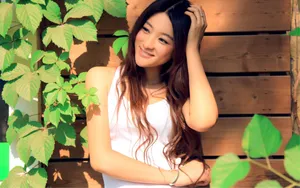 妖娆电眼美女壁纸
