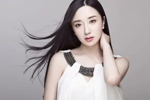 《笔仙2》章婷婷桌面壁纸_5
