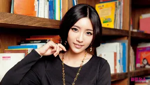 高校时尚美女小清新壁纸_6