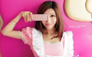 网络美女Hello Kitty清纯手机代言_5