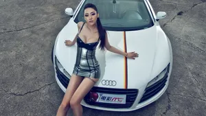 美女车模金美辛图片壁纸_6