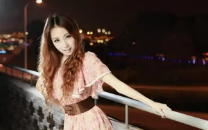 活力美女桌面壁纸_5