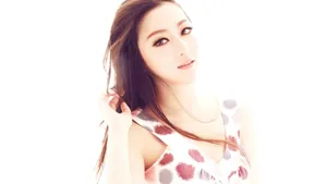 美空美女明星高清壁纸