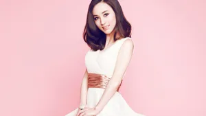 美空美女明星高清壁纸_5