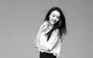 黑白照美女黄梦莹壁纸