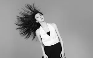 黑白照美女黄梦莹壁纸_2