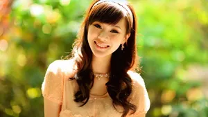 甜美娇俏小佳人图片壁纸_2