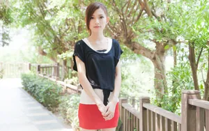 美女户外摄影图片壁纸