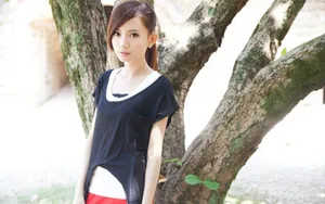 美女户外摄影图片壁纸_2
