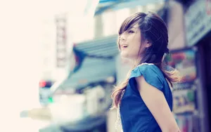 青春活力型美女壁纸_10