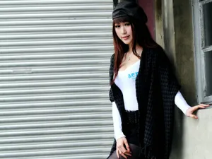 甜美笑容美女吕品义壁纸_12