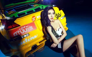 车模美女图片壁纸_6