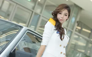 韩国美女车模与古董车壁纸_8