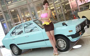 韩国美女车模与古董车壁纸_14