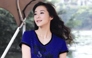 美女演员韩雪图片桌面壁纸_2