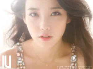 青春美女靓丽图片壁纸_2