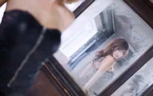 2013年精选美女图片壁纸_15