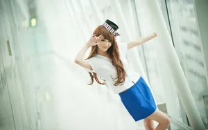 小清新甜美美女图片壁纸_5