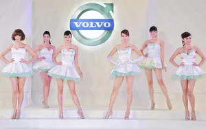 Volvo车展美女车模图片壁纸_3