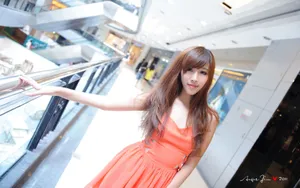 清纯长腿白富美美女高清壁纸_2