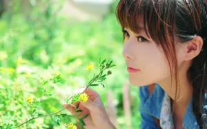 2012年精选靓丽美女图片壁纸_2