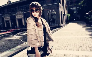 2012年精选靓丽美女图片壁纸_8