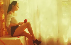 美女朦胧美感桌面壁纸_9