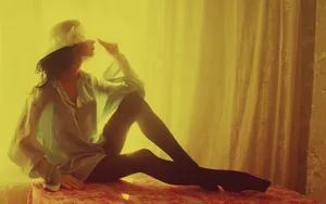 美女朦胧美感桌面壁纸_16