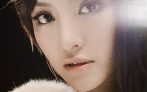 养眼大图美女桌面壁纸_8
