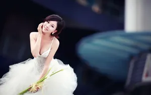 美女新娘婚纱摄影壁纸_2