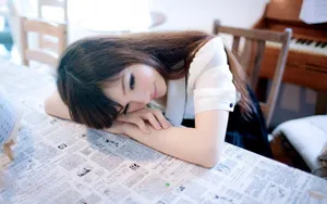 清纯漂亮唯美的图书馆美女_8