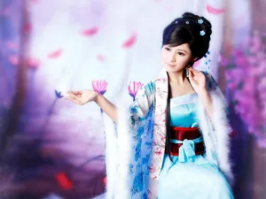 纳兰清雪古装美女壁纸_3