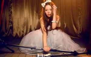 裴紫绮高清美女壁纸_4