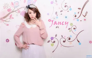 公主般的美丽女孩-黄诗思_1