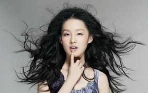 李沁美女桌面壁纸