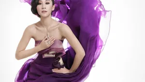 苗圃明星美女壁纸