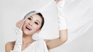 苗圃明星美女壁纸_2
