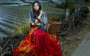 美女露露风情壁纸_11
