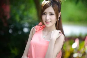 青春靓丽美少女壁纸_17