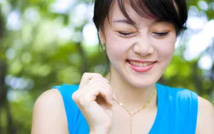 可爱少女表情桌面壁纸_5
