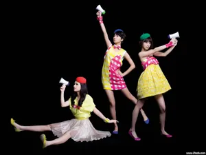 S.H.E（SHE）图片桌面壁纸_13
