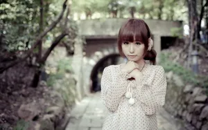 可爱美女图片壁纸_20