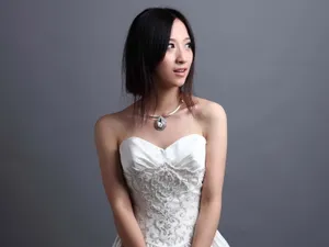 王若涵婚纱壁纸_3