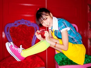 真野惠里菜纯纯少女壁纸_2