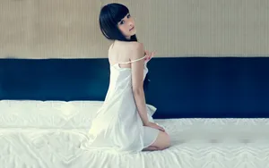 美女何静momo壁纸_13