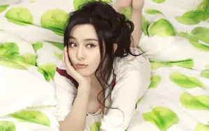 国内明星美女高清宽屏壁纸_13